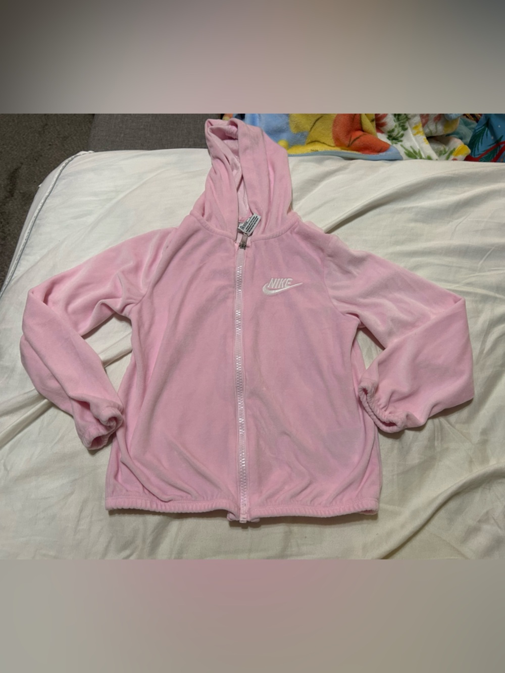 KIDS NIKE PINK VELOUR TRACKSUIT - Picture 7 of 7